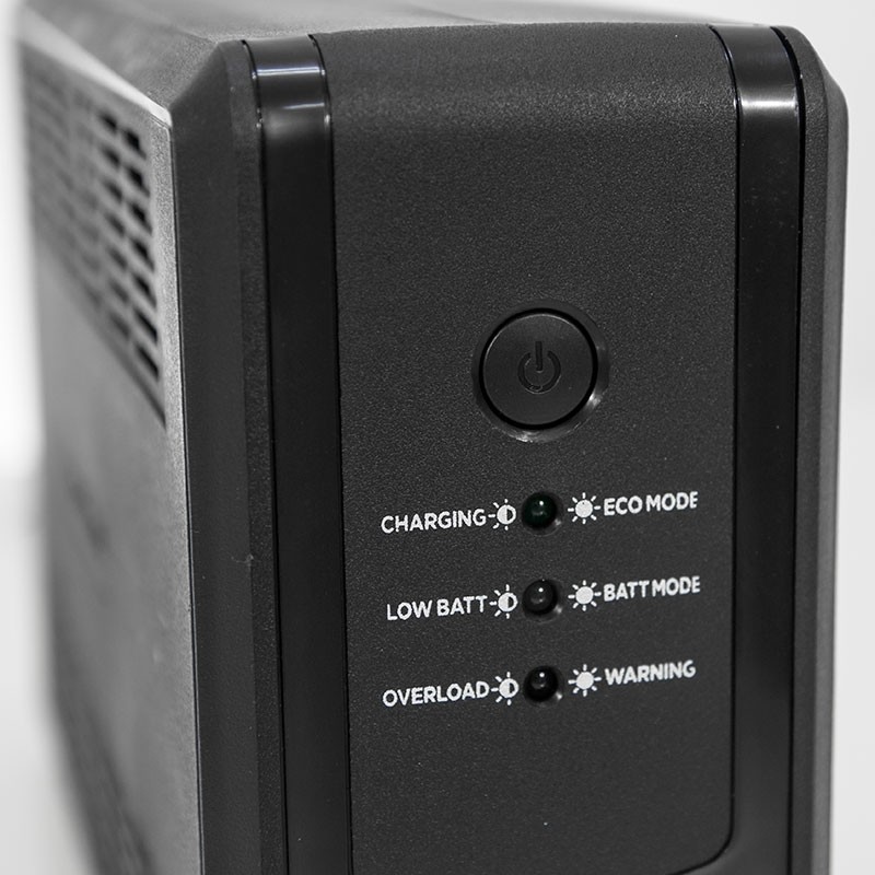 parte trasera CyberPower UT850EG - 33405
