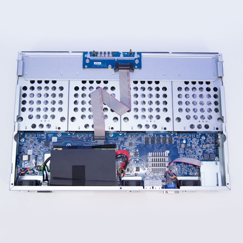 RS422+ NAS 4 bahías Rack - AMD Ryzen R1600 2 núcleos 3.1GHz, 2GB DDR4 - 39074