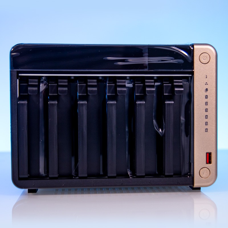 TS-664 NAS 6 bahías - Intel Celeron N5105/N5095 4 núcleos 2 GHz (hasta 2.9GHz), 4GB DDR4 (max 16GB) - 38689